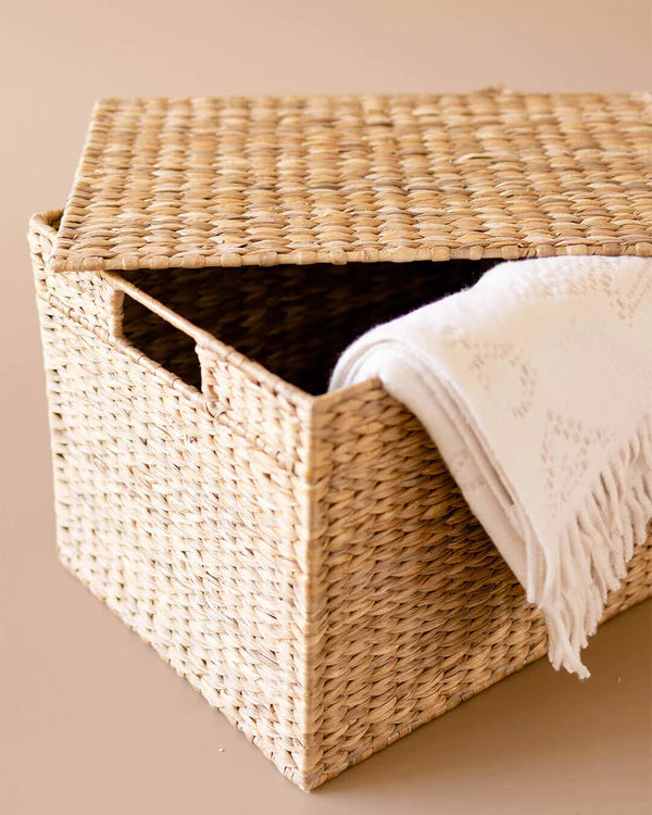 Rectangular Wicker Basket With Lid