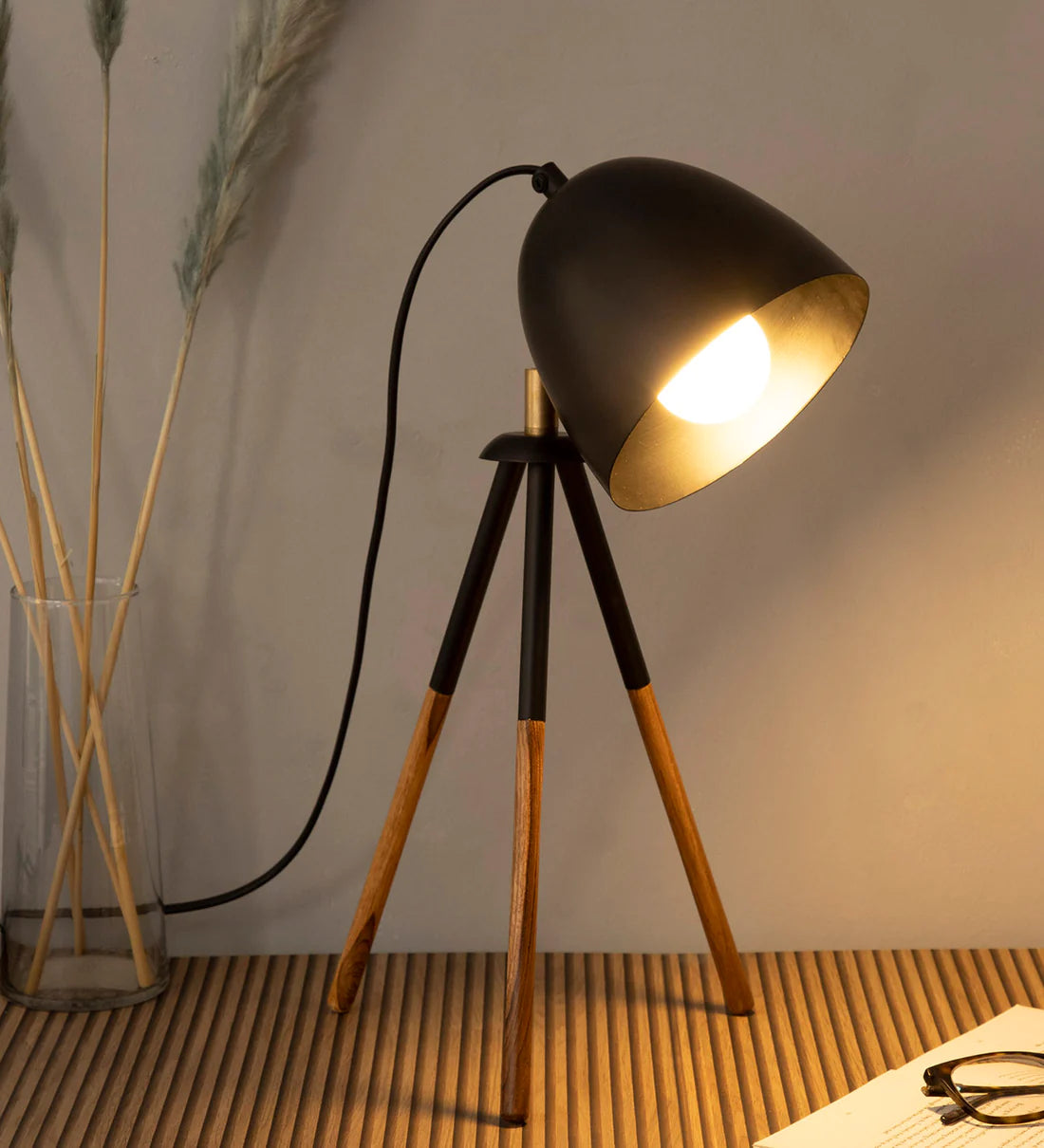 Teak Bud Desk Lamp