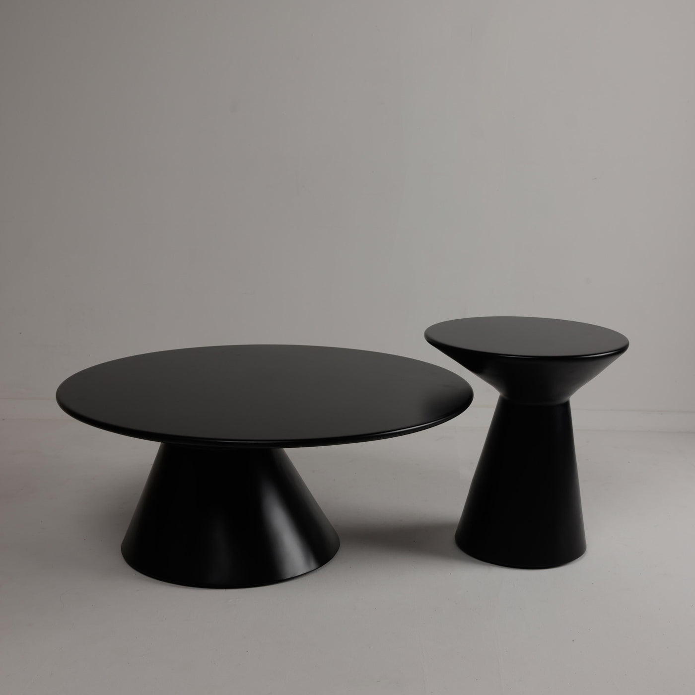 Ufo Nesting Coffee Tables - Set of 2