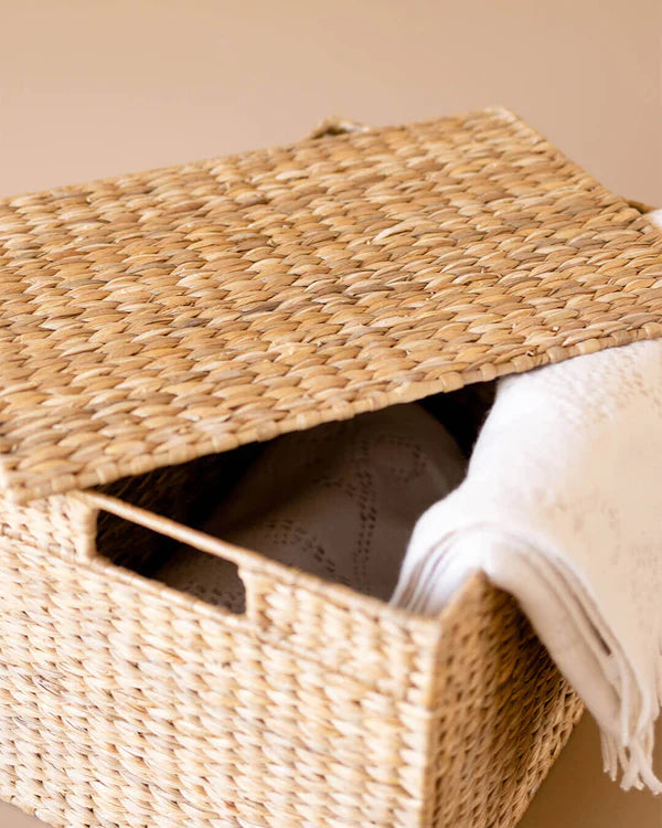 Rectangular Wicker Basket With Lid