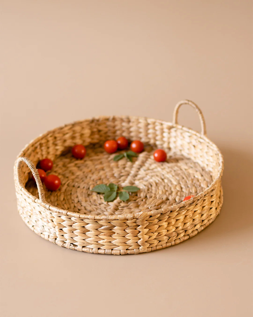 Round Wicker Tray With Handles