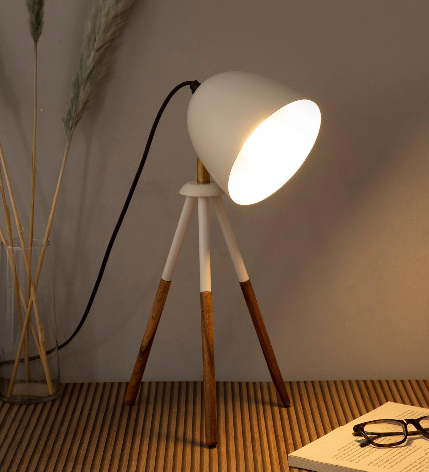 Teak Bud Desk Lamp