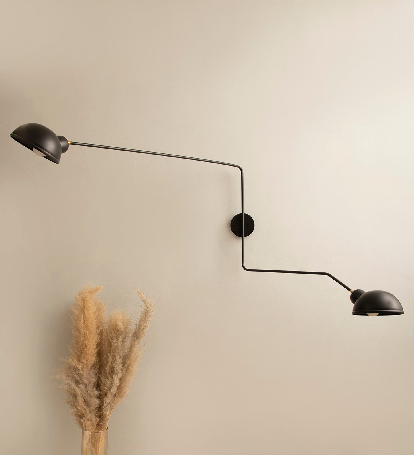 Industrial Minimalist Simple Decoration Swing Arm