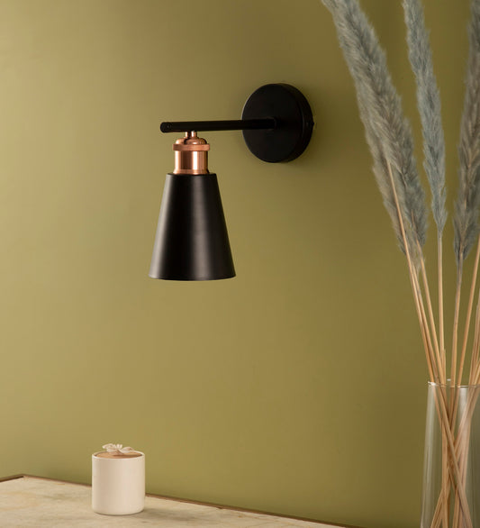 Kiro Ceramic Wall Sconce