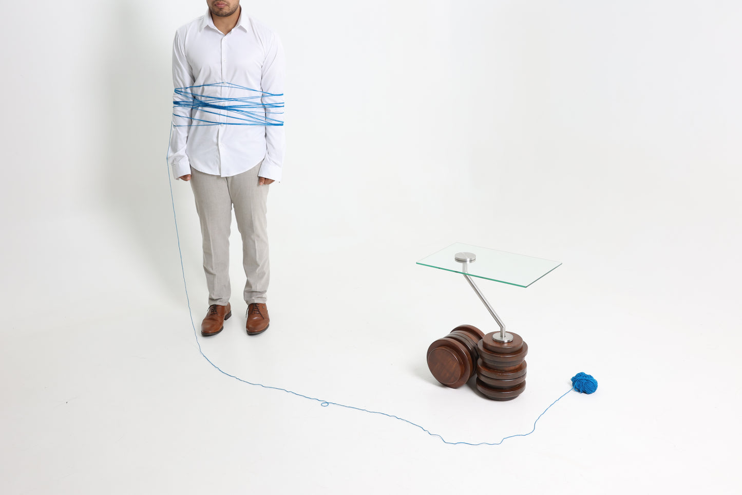Yo-yo side table
