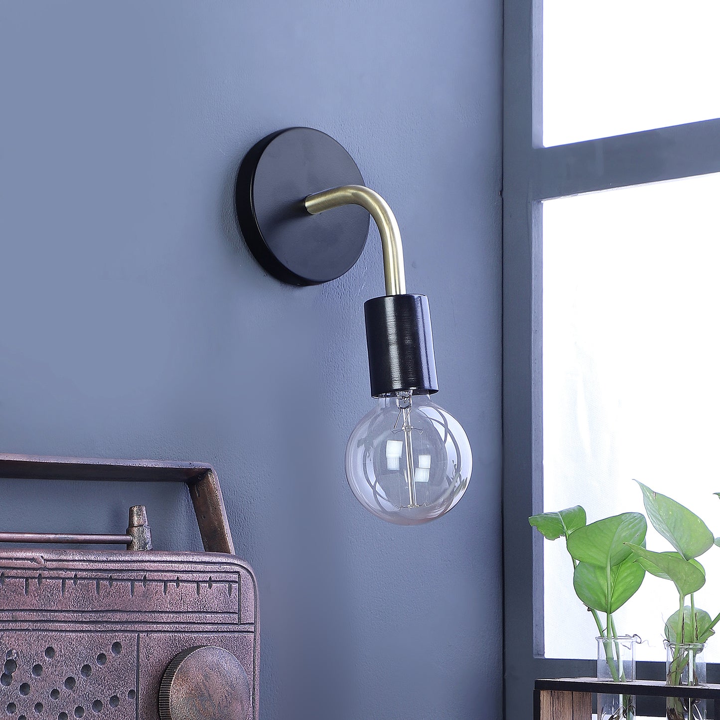 Metal Wall Light