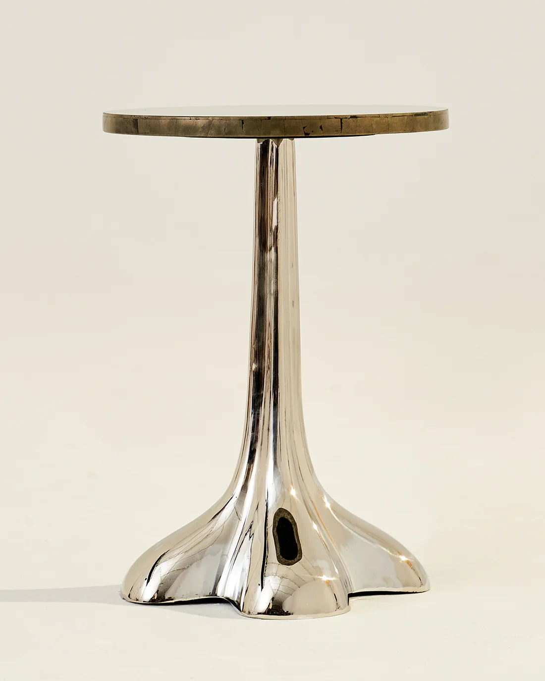 Theia Tables