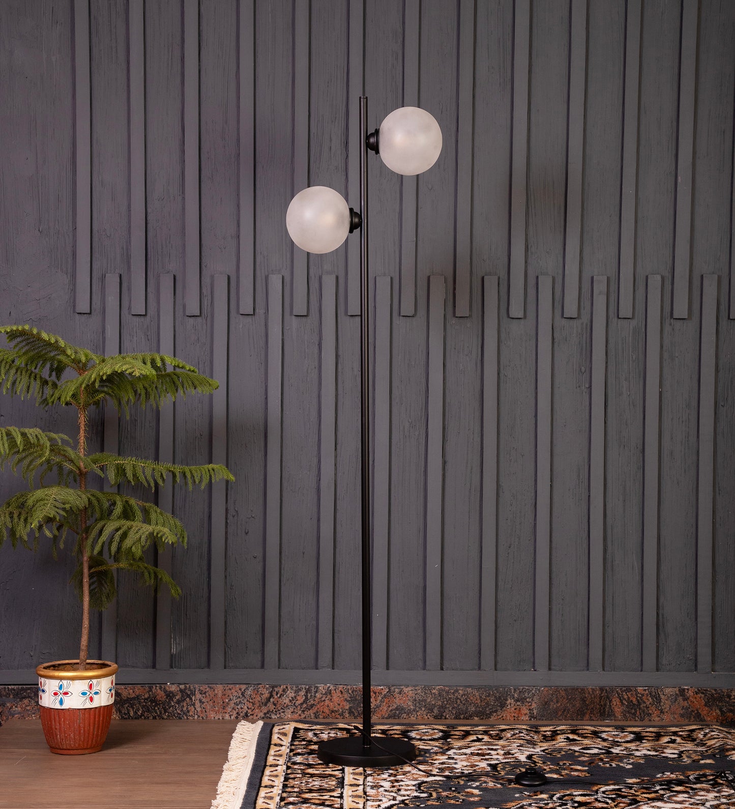 Simple Vineart Floor Lamp