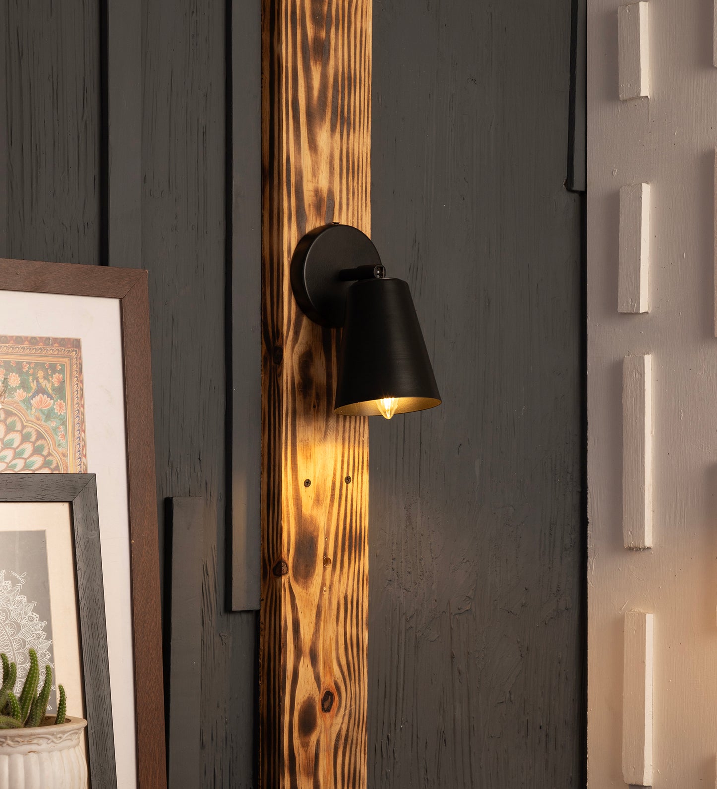 360 Swivel Wall Sconce