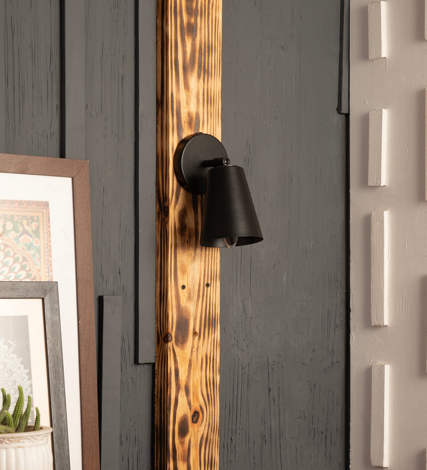 360 Swivel Wall Sconce