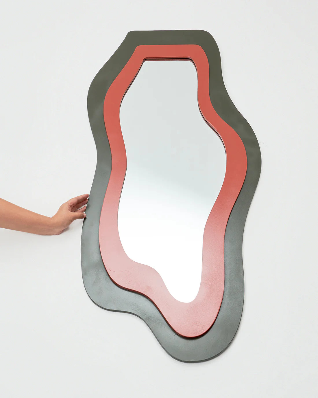 Cleo Mirror