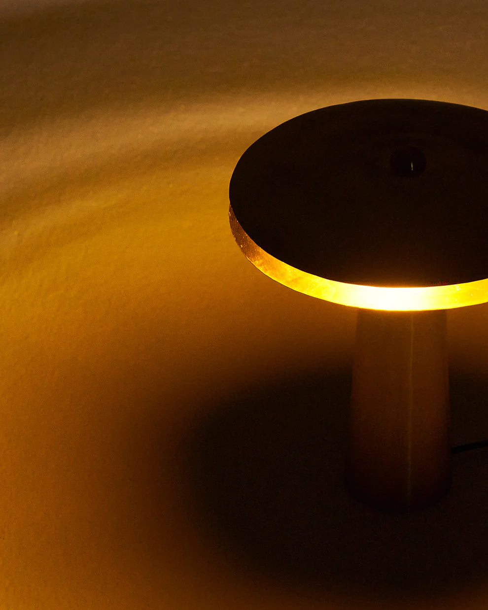 Cirrus Table lamp