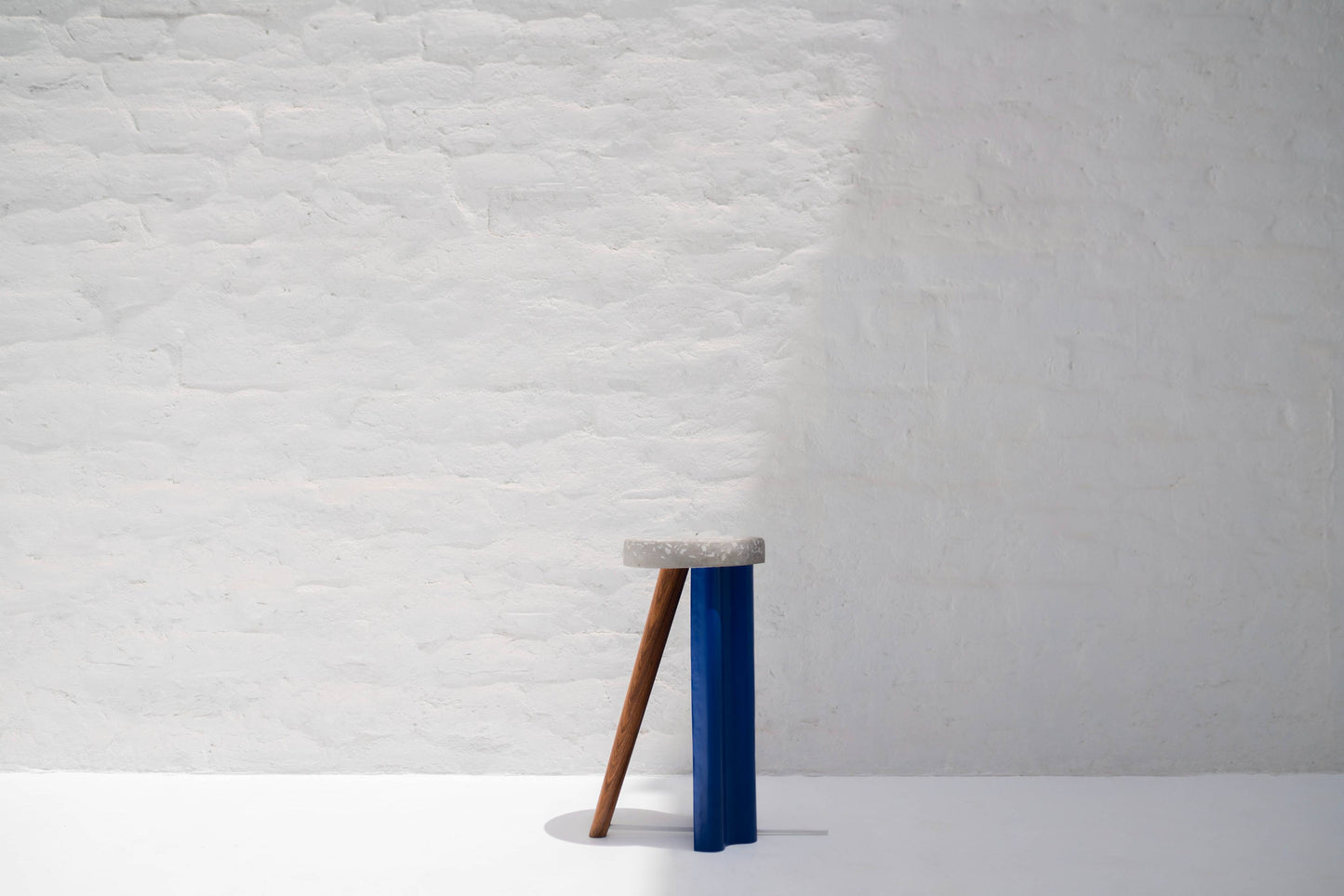 Artsy Imbalance Table