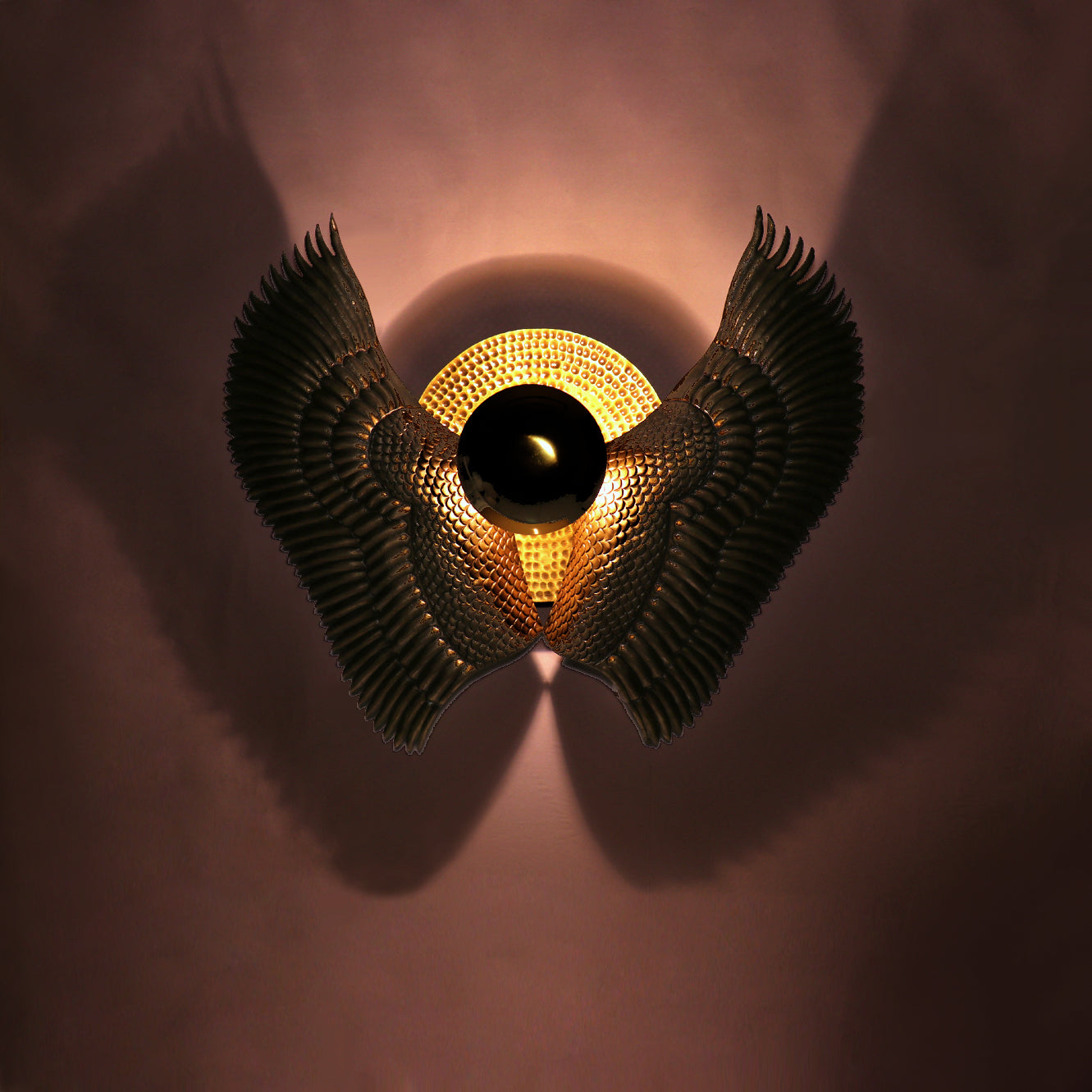 Adler Wing Wall lamp