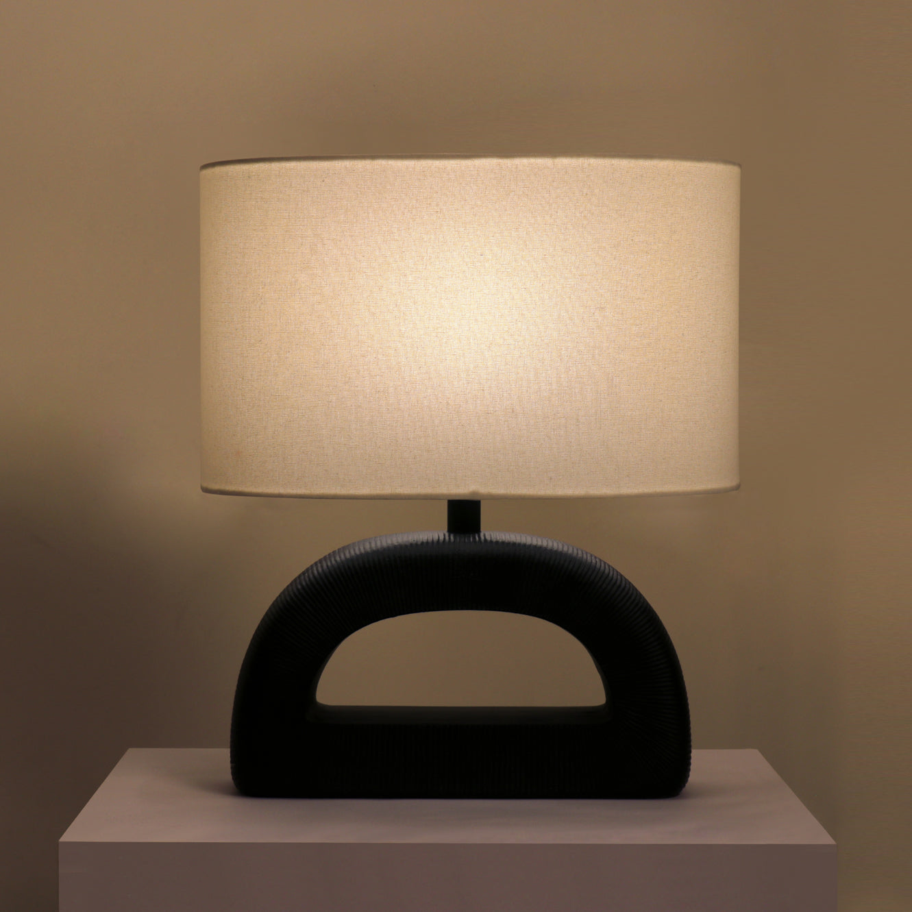 Leuto Table Lamp