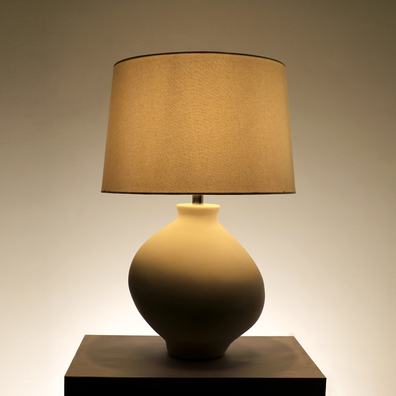 Krug Oval Table Lamp