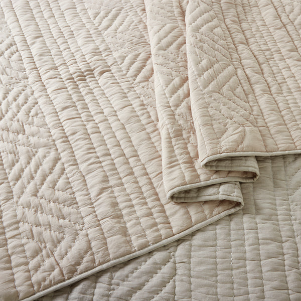 Capitol Quilted Bedding Set
