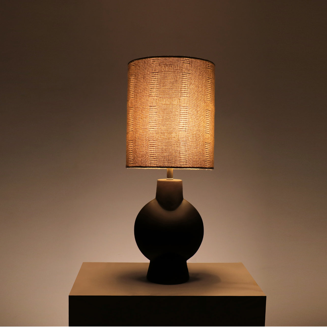 Globus Table Lamp