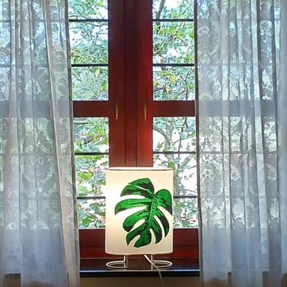 Leaf Foliage Oval Table Lamp